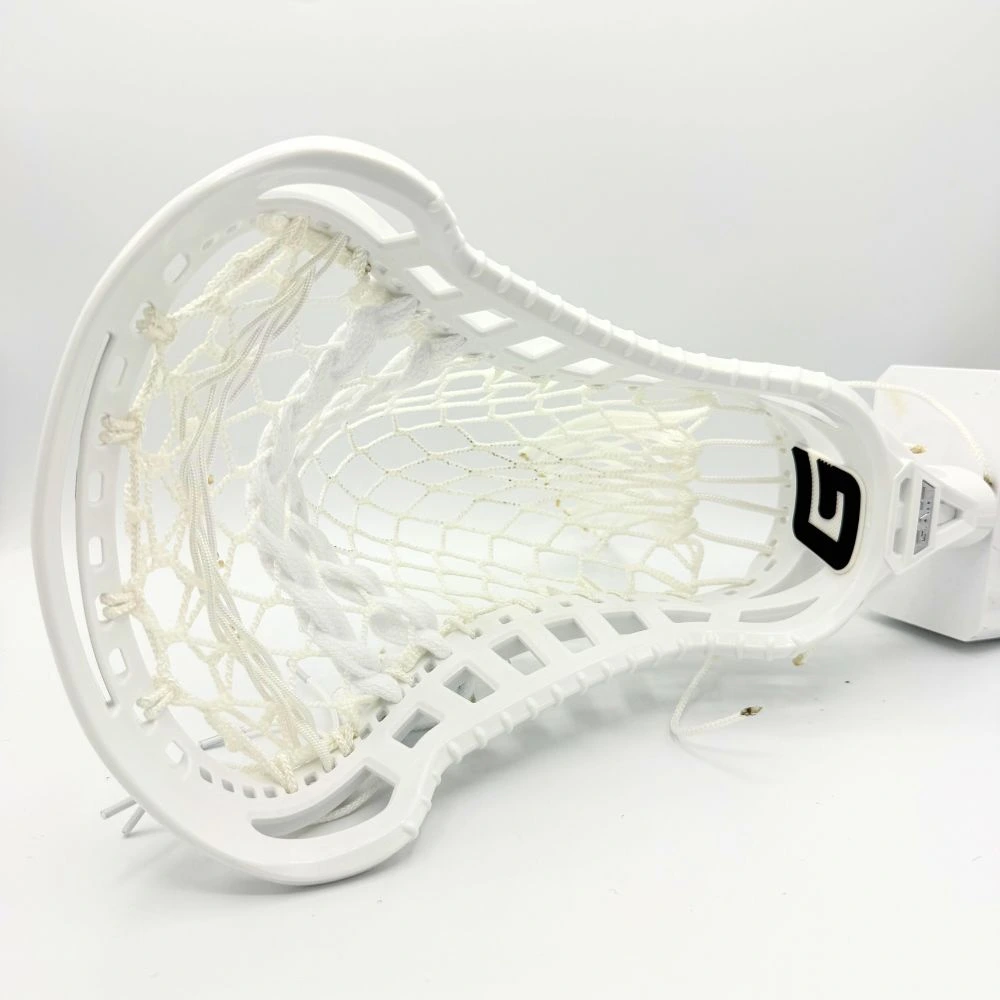 gait d2c lacrosse stringing pattern with laxroom 8 diamond mesh face view