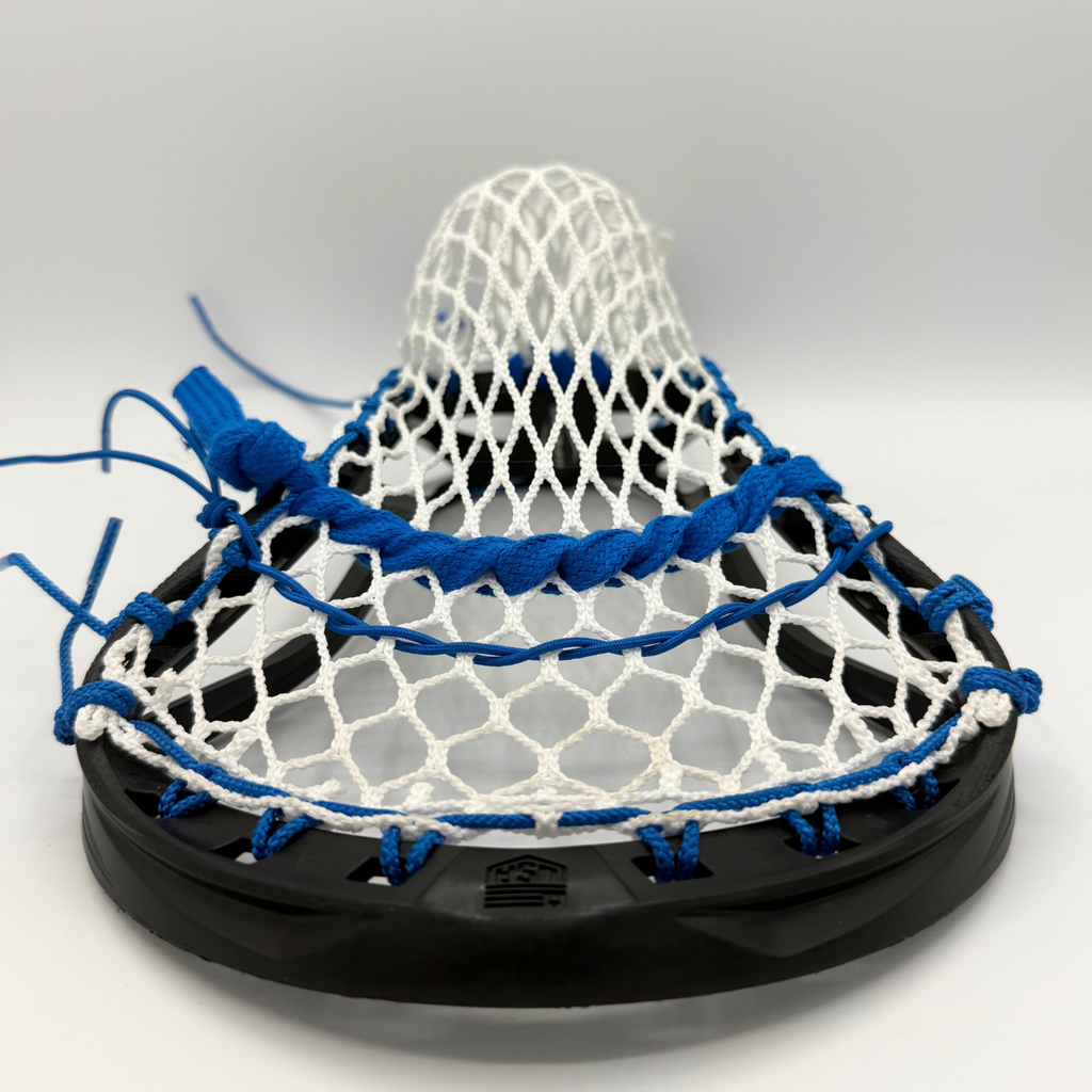 scoop view of a maverik kinetik 3.0 low pocket with royal blue top string and shooters on type 5s mesh